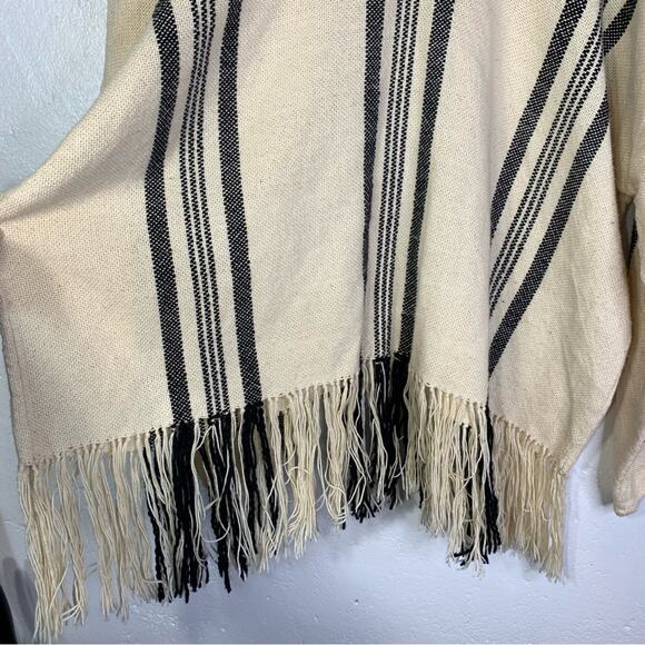Apiece Apart Amelia Woven Striped Poncho Sweater 100% cotton cream & black sz L - Picture 8 of 9